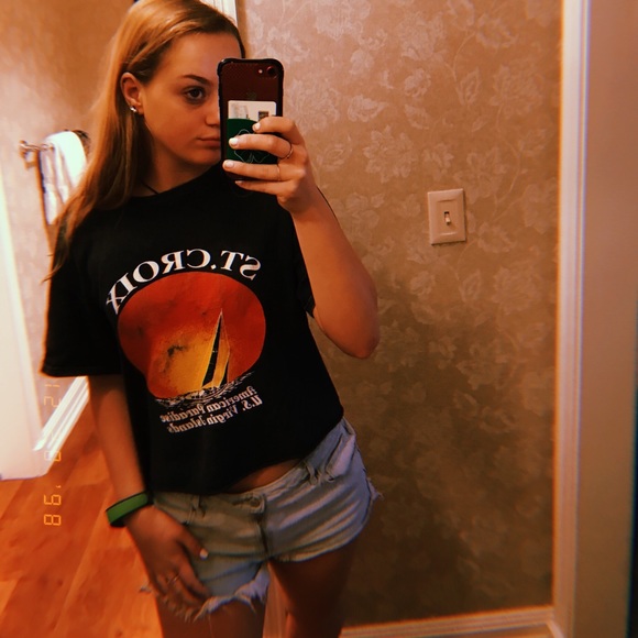 Meet your Posher, Alex - Picture 2 of 4